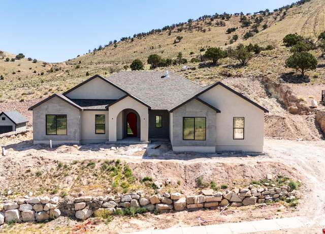 Property at 1528 N Knoll St, Cedar City, UT 84721, 4 beds, 2.5 baths