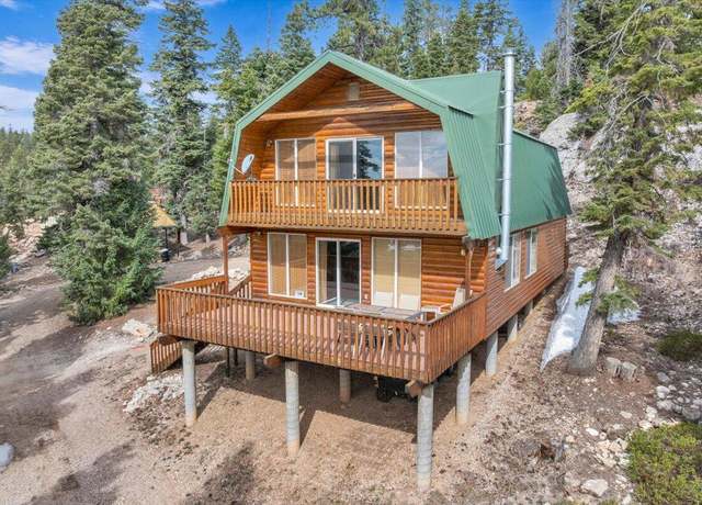 Property at 1315/1325 E Boeing Dr, Duck Creek Village, UT 84762, 4 beds, 2 baths