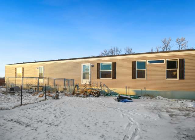 Property at 1502 N Broadway St, Groton, SD 57445, 3 beds, 2 baths