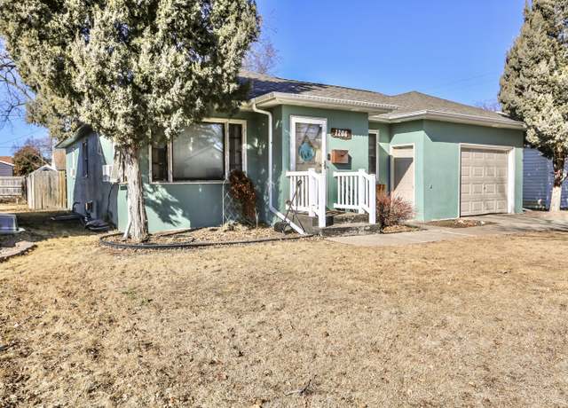 Property at 1206 S Penn St, Aberdeen, SD 57401