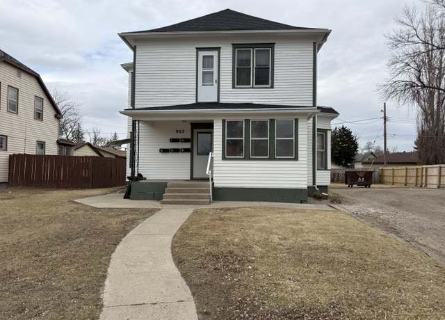Property at 907 S State St, Aberdeen, SD 57401