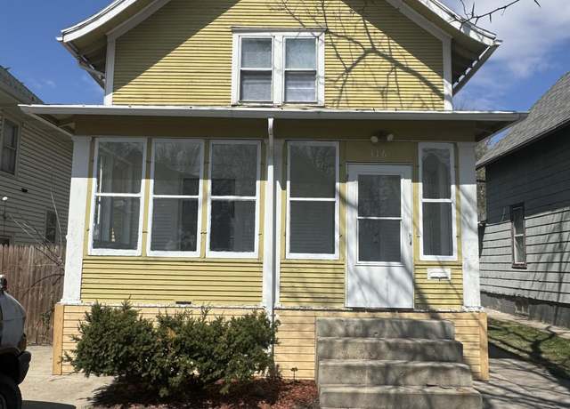 Property at 316 SW 5th Ave, Aberdeen, SD 57401, 3 beds, 1 bath