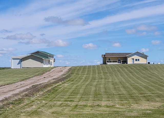 Property at 33532 104th St, Eureka, SD 57437, 4 beds, 3 baths
