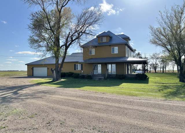 Property at 37023 157th St, Chelsea, SD 57465, 3 beds, 3 baths