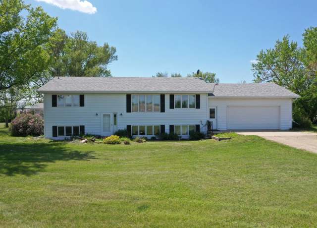Property at 38205 142nd St, Mansfield, SD 57460, 4 beds, 2 baths