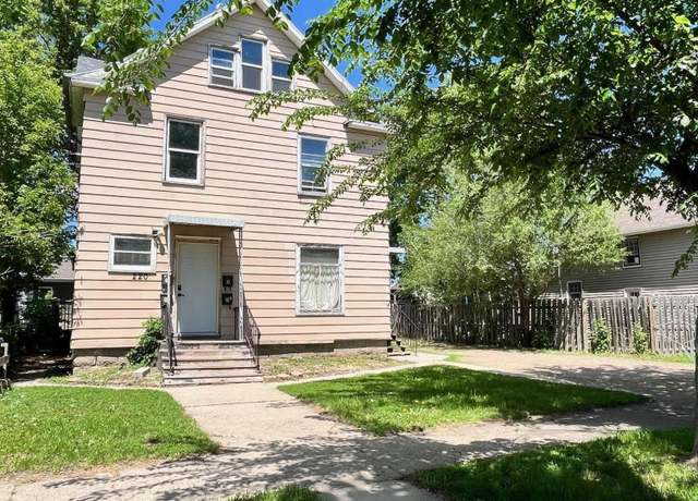 Property at 220 SW 5th Ave, Aberdeen, SD 57401