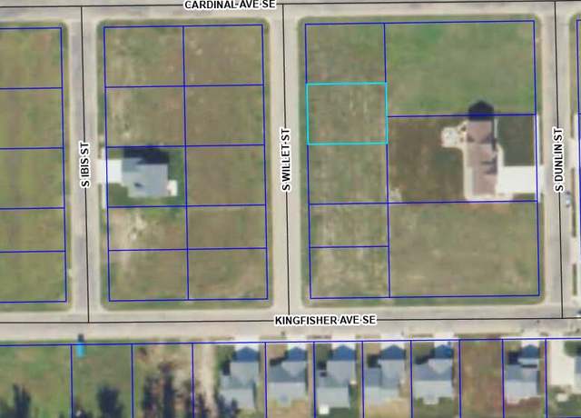 Property at 809 S Willet St, Aberdeen, SD 57401