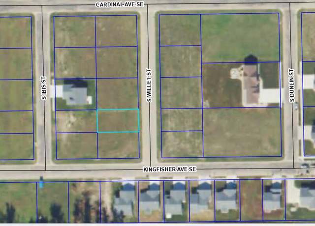 Property at 910 Willet St, Aberdeen, SD 57401