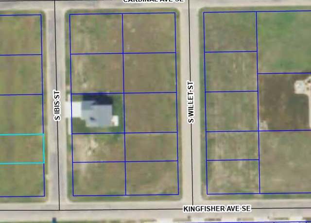Property at 906 S Ibis St, Aberdeen, SD 57401