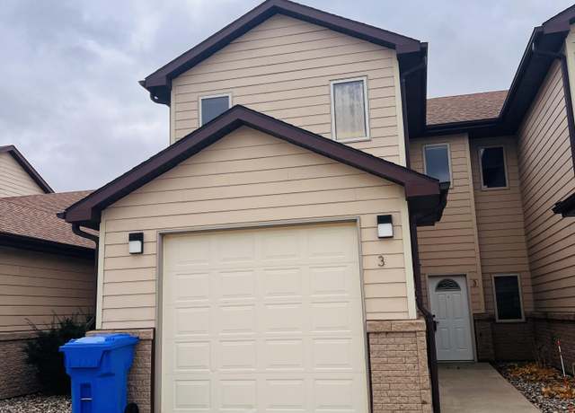 Property at 1916 Prospect #3 Ave, Aberdeen, SD 57401, 3 beds, 2.5 baths