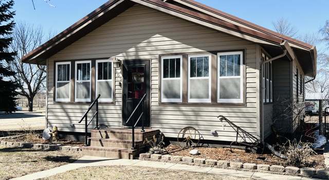 Photo of 409 4th St, Bath, SD 57427