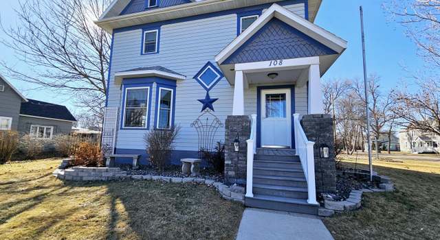Photo of 108 N 5th St, Groton, SD 57445