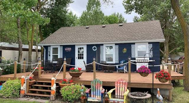 Photo of 1808 Outlet Dr, Grenville, SD 57239