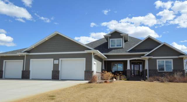 Photo of 39063 Edgewood Ln, Aberdeen, SD 57401