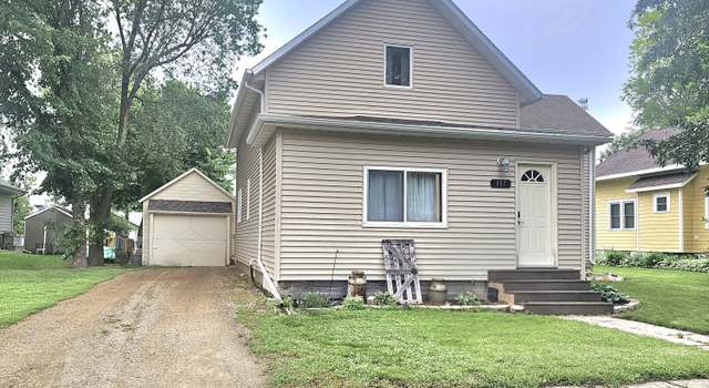 Photo of 307 N 4th St, Groton, SD 57445