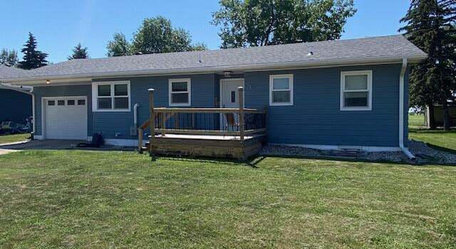 Photo of 301 11th St, Ipswich, SD 57451