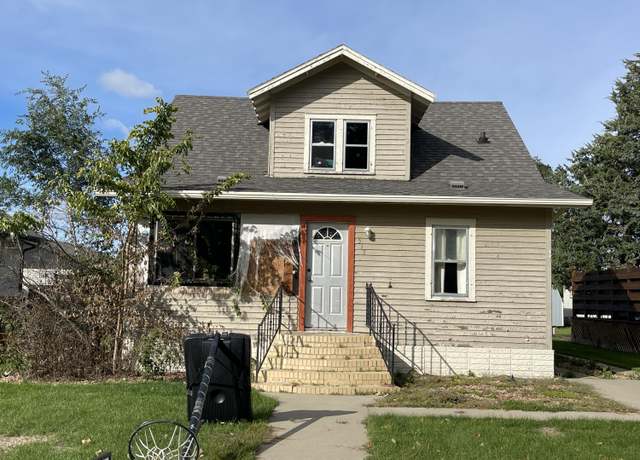 Property at 517 5th Ave W, Mobridge, SD 57601