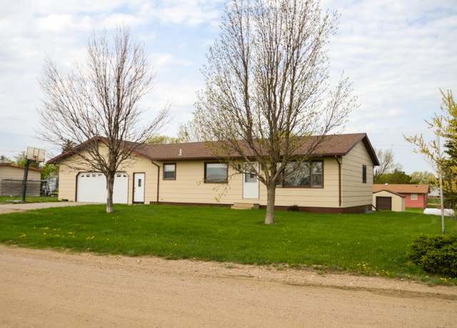 Property at 401 S Pine Ave, Presho, SD 57568