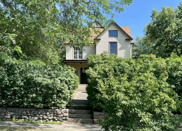 Property at 110 N Yankton Ave, Pierre, SD 57501, 5 beds, 1.5 baths