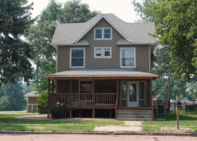 Property at 419 S Main St, Kimball, SD 57355, 4 beds, 1.5 baths