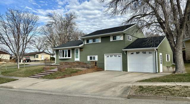 Photo of 1600 E Cabot St, Pierre, SD 57501