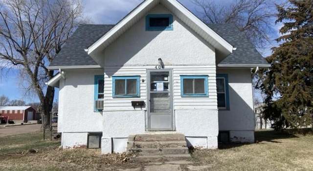 Photo of 404 Rosebud Ave, Gregory, SD 57533