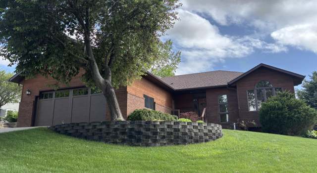 Photo of 1815 Flag Dr, Pierre, SD 57501