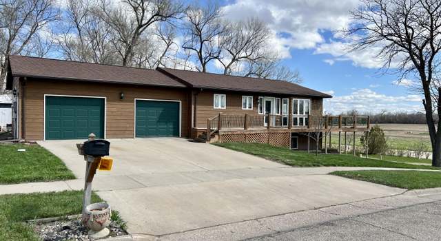 Photo of 726 S Harrison Ave, Pierre, SD 57501
