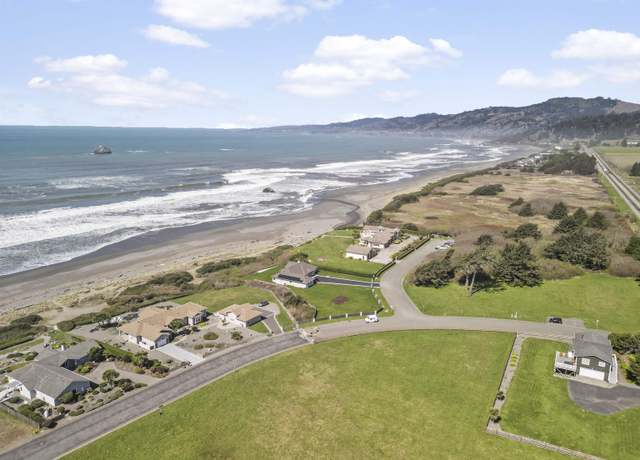 Property at 120 Shoreline Dr, Smith River, CA 95567