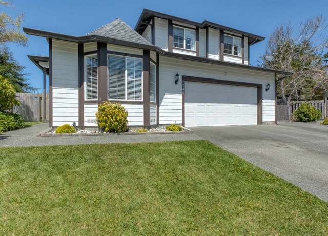 Property at 1740 S Bethesda Way, Crescent City, CA 95531, 4 beds, 2.5 baths