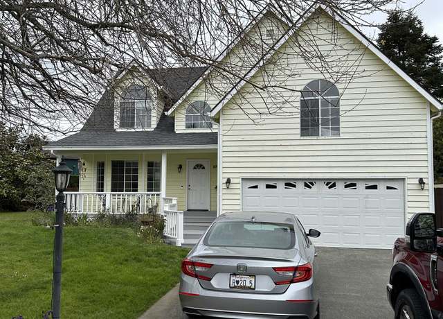 Property at 1730 Potomac Ct, Crescent City, CA 95531, 4 beds, 3 baths