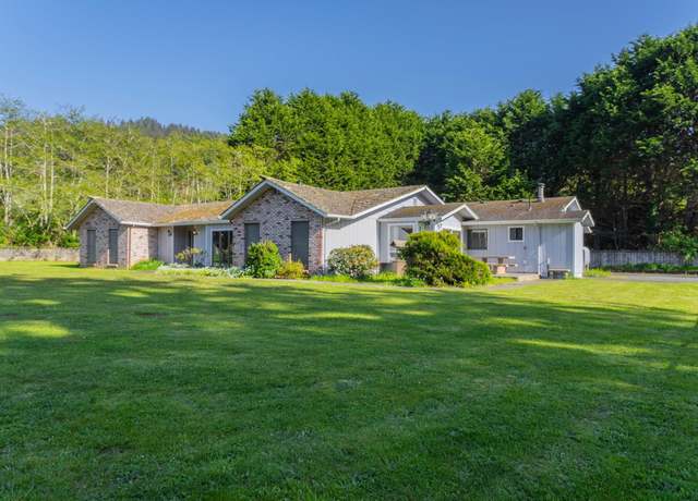 Property at 901 Ames Way, Crescent City, CA 95531, 4 beds, 3.5 baths