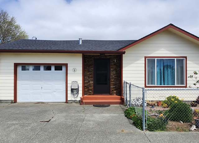 Property at 409 Meridian St, Crescent City, CA 95531, 2 beds, 1 bath