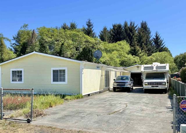Property at 2437 Dodane Ave, Crescent City, CA 95531, 3 beds, 3 baths