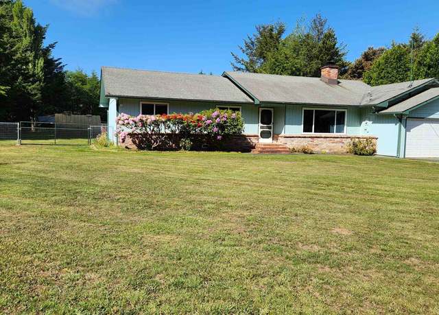 Property at 1521 Boulder Ave, Crecent City, CA 95531, 3 beds, 2.5 baths