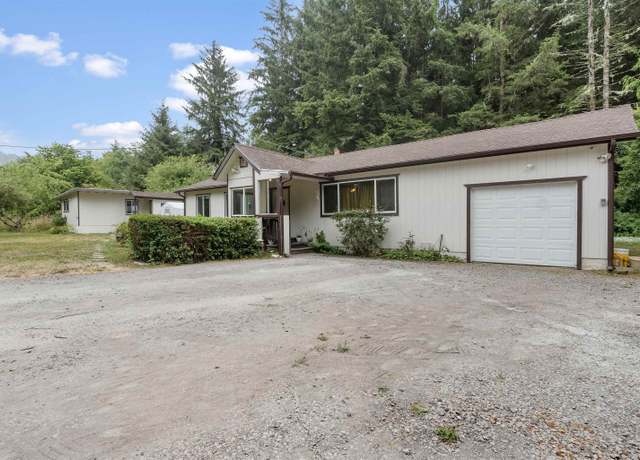Property at 121 Cooke St. St, Crescent City, CA 95531, 3 beds, 1 bath