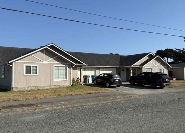 Property at 171 Eighth St, Crescent City, CA 95531