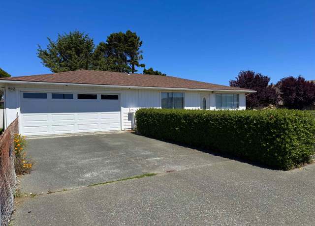 Property at 1125 A St, Crescent City, CA 95531, 2 beds, 1 bath