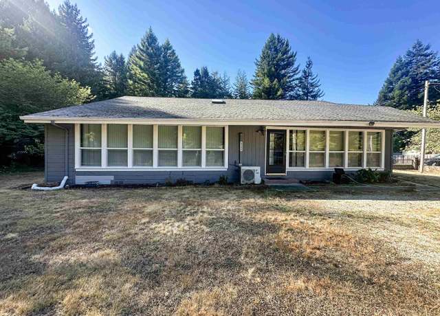 Property at 2350 Parkway Dr, Crescent City, CA 95531, 3 beds, 2 baths