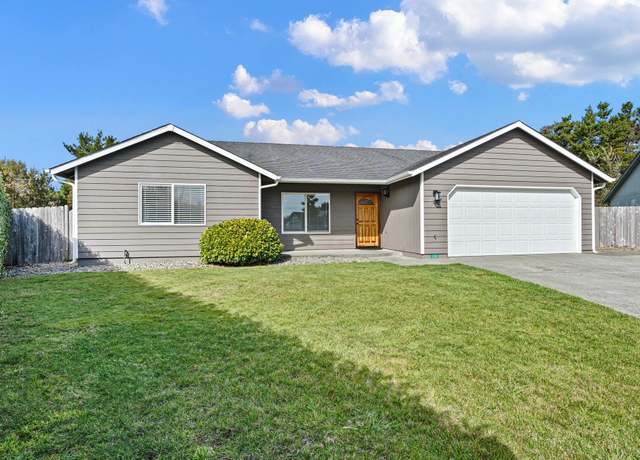 Property at 130 Fairfax Ct, Crescent City, CA 95531, 3 beds, 2 baths