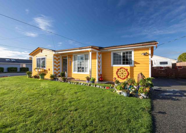 Property at 407 Glenn St, Crescent City, CA 95531, 3 beds, 2 baths