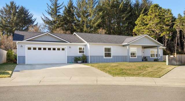 Photo of 185 Smugglers Cove Way, Crescent City, CA 95531