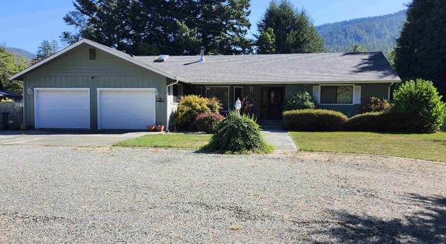 Photo of 285 Gasquet Flat Rd, Gasquet, CA 95543