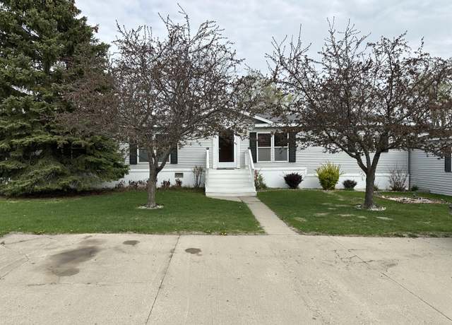 Property at 1400 21st Street Sw, Lot #156 St, Huron, SD 57350, 3 beds, 2 baths