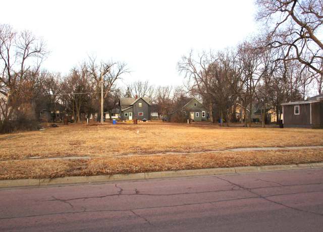 Property at 549 & 565 Frank Ave SE, Huron, SD 57350