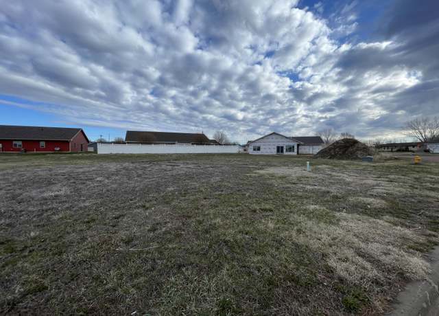 Property at Lot 6, Blk 1 Mcdonald Dr, Huron, SD 57350