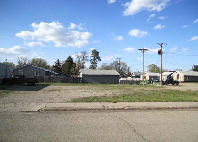Property at 4th St NW, Huron, SD 57350