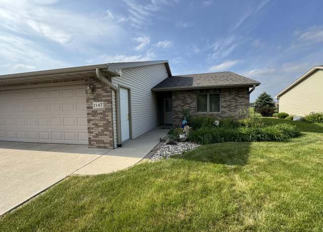 Property at 1147 15th St SW, Huron, SD 57350, 2 beds, 2 baths