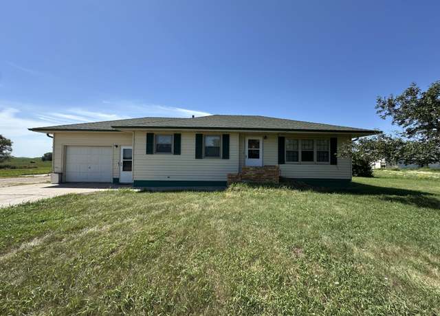 Property at 40531 Us-14, Huron, SD 57350, 3 beds, 2 baths