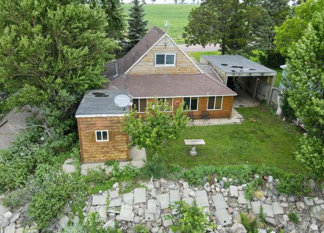 Property at 40331 N Shore Rd, Huron, SD 57350, 2 beds, 1 bath